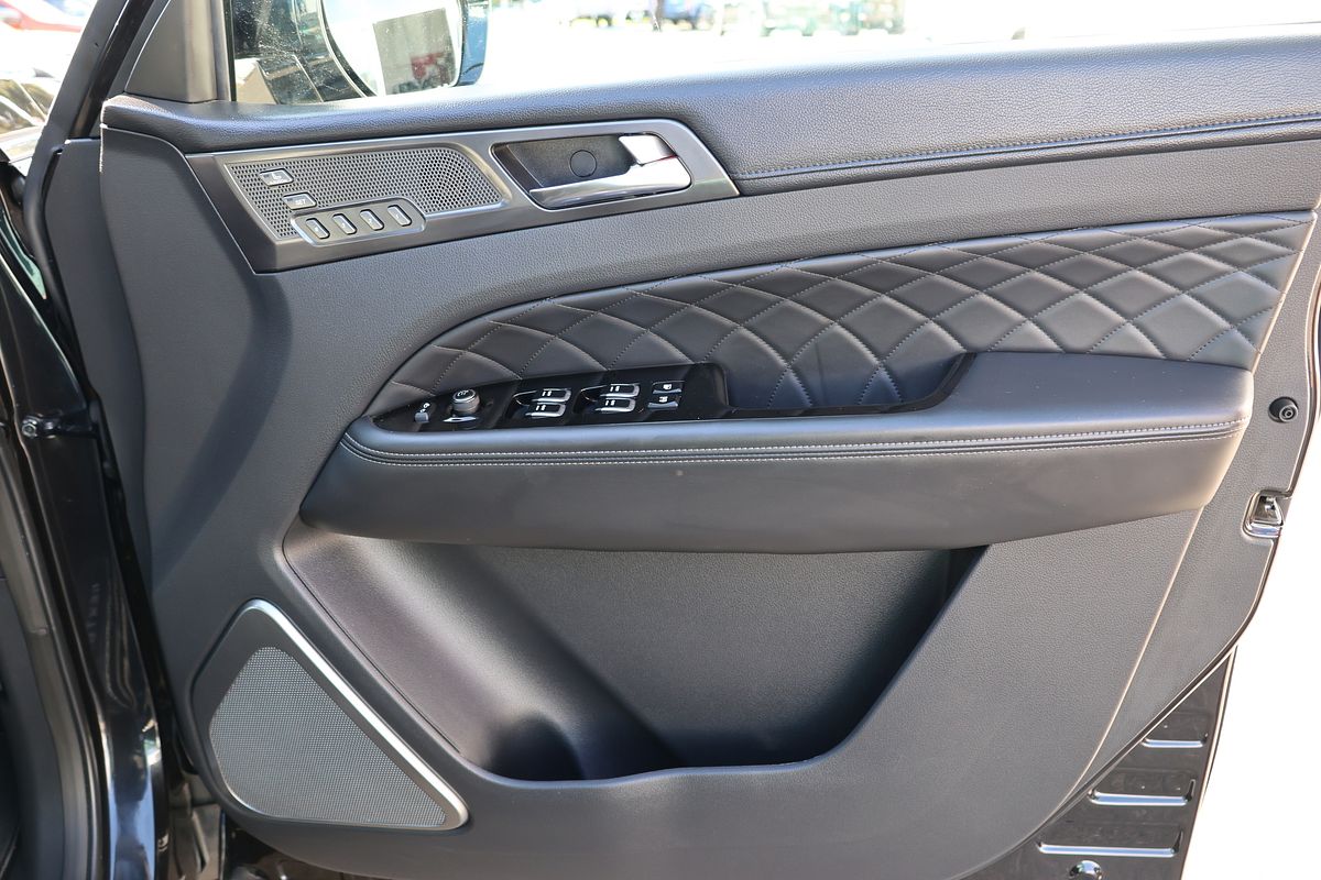 2023 SsangYong Rexton Ultimate Sport Pack Y461