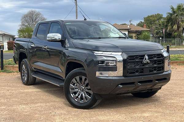 2025 Mitsubishi Triton GLS MV 4X4