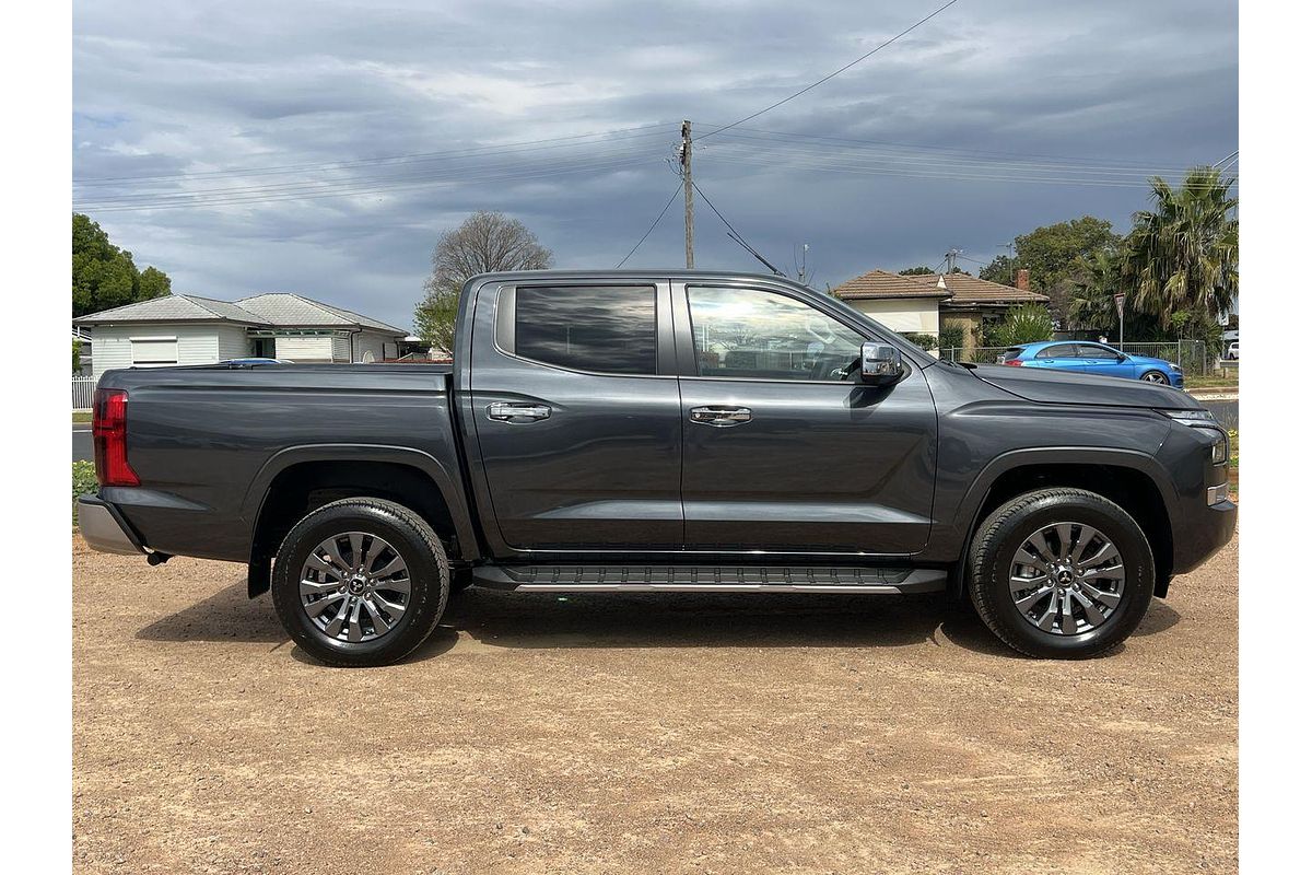 2025 Mitsubishi Triton GLS MV 4X4
