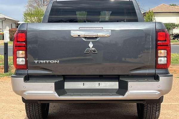 2025 Mitsubishi Triton GLS MV 4X4