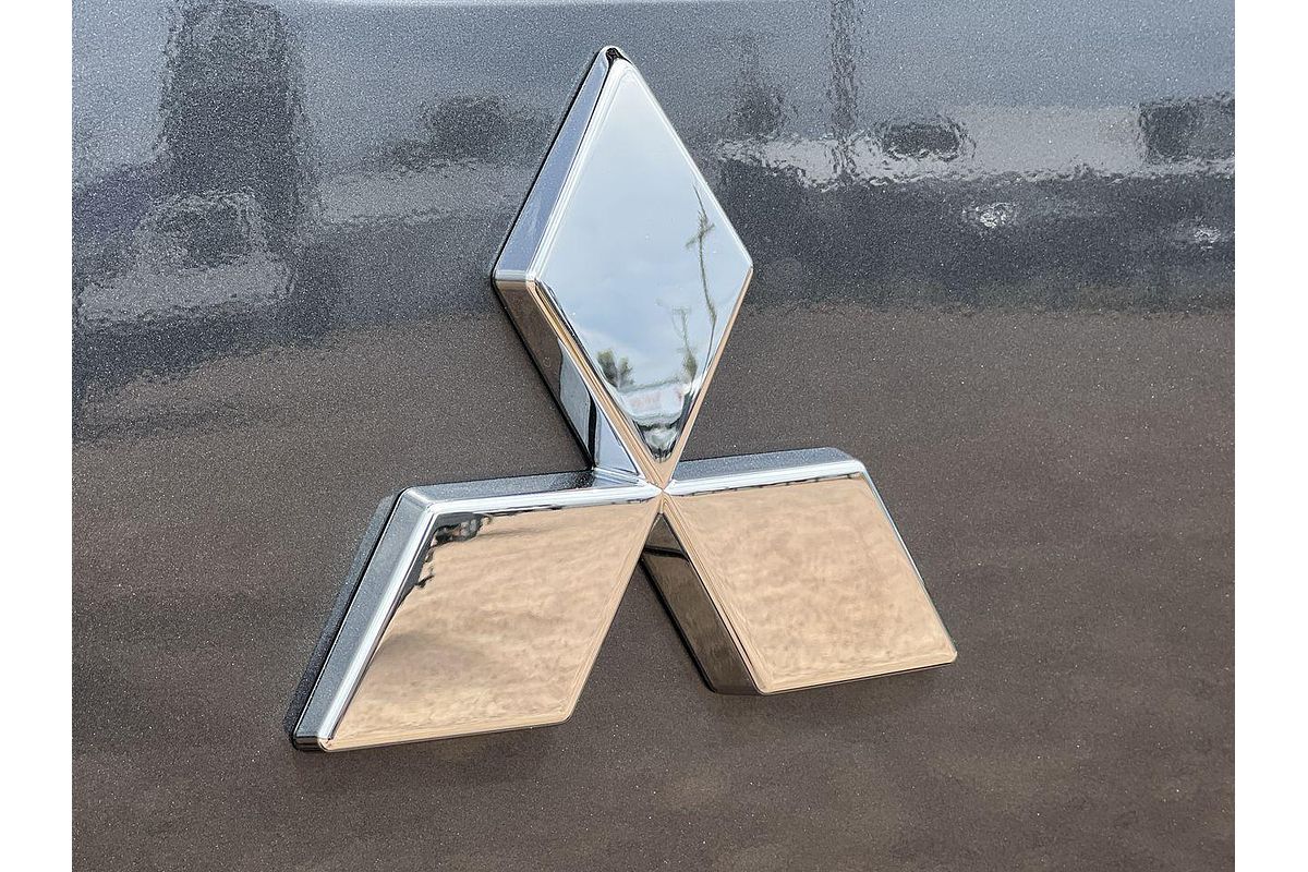 2025 Mitsubishi Triton GLS MV 4X4