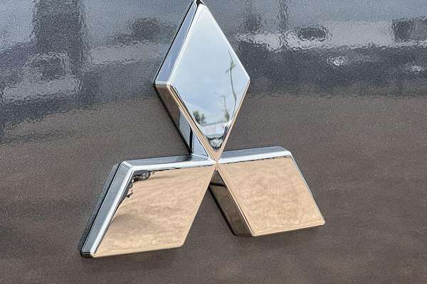 2025 Mitsubishi Triton GLS MV 4X4
