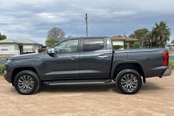 2025 Mitsubishi Triton GLS MV 4X4