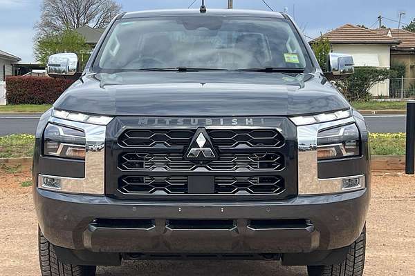 2025 Mitsubishi Triton GLS MV 4X4