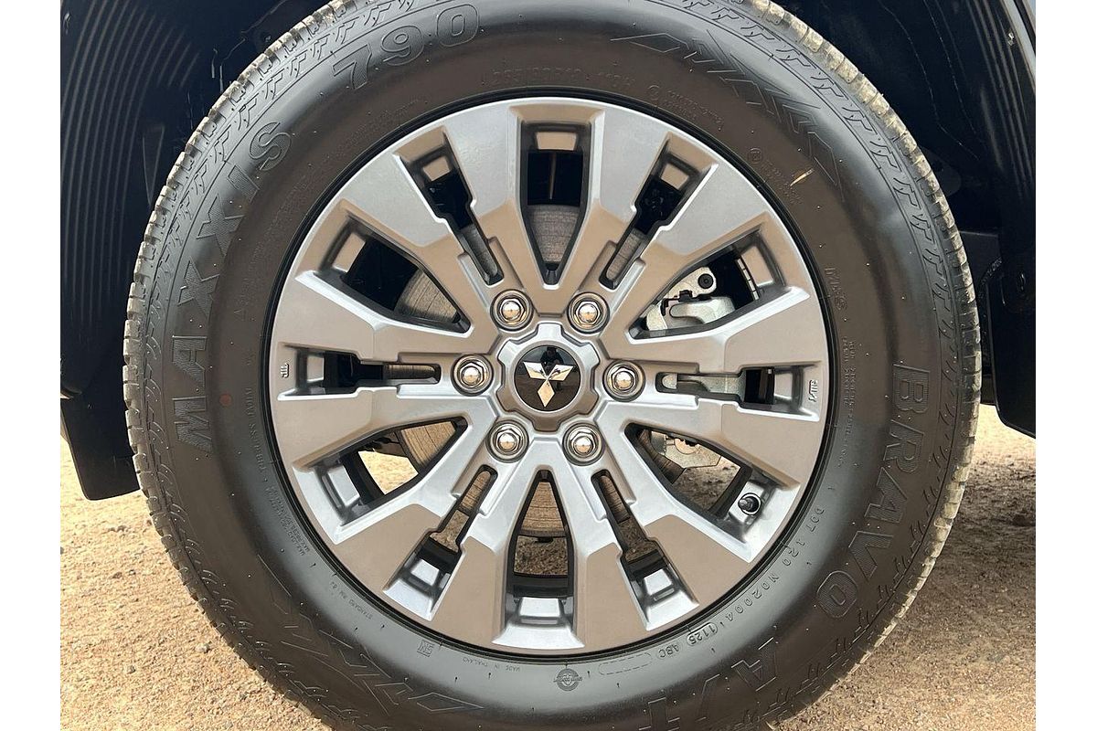 2025 Mitsubishi Triton GLS MV 4X4