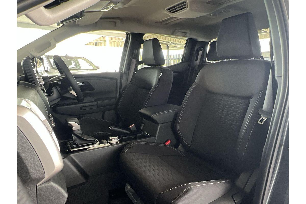 2025 Mitsubishi Triton GLS MV 4X4