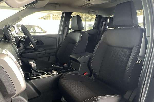 2025 Mitsubishi Triton GLS MV 4X4