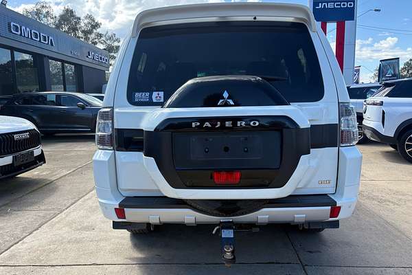 2017 Mitsubishi Pajero GLX NX