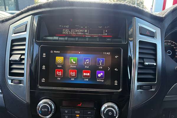 2017 Mitsubishi Pajero GLX NX