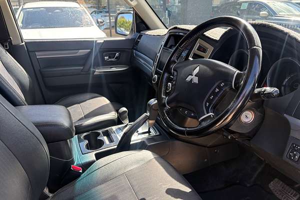 2017 Mitsubishi Pajero GLX NX