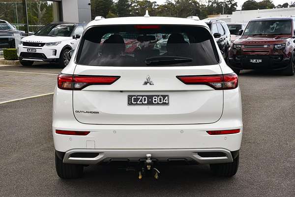 2024 Mitsubishi Outlander LS ZM