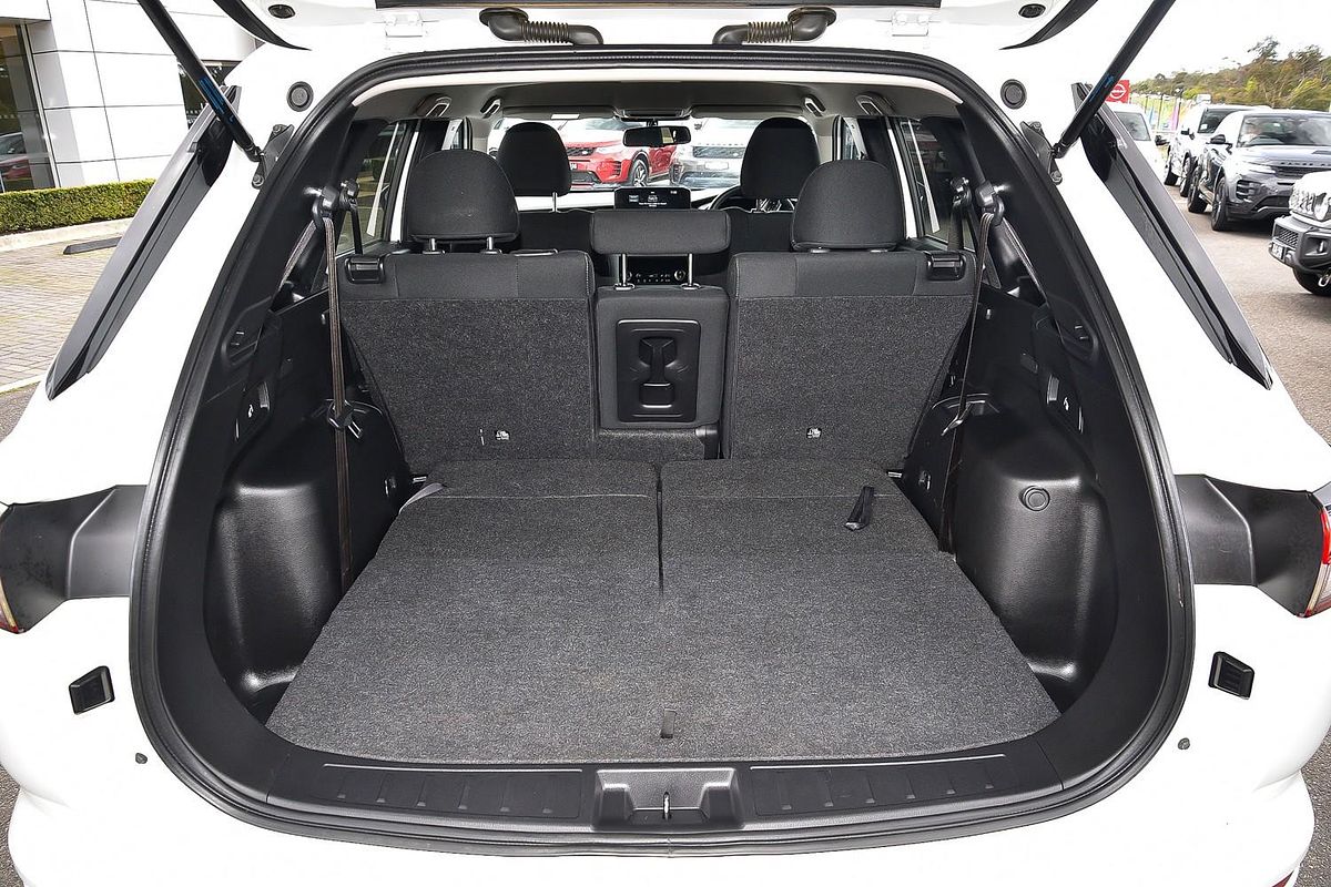 2024 Mitsubishi Outlander LS ZM