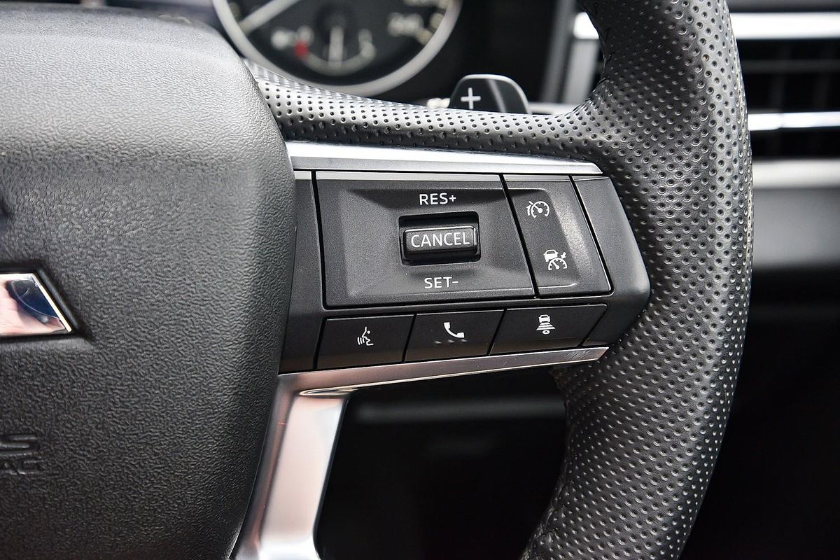 2024 Mitsubishi Outlander LS ZM