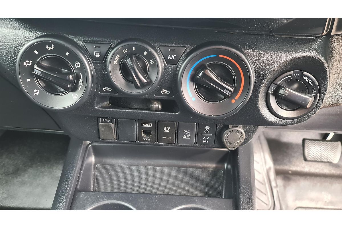 2021 Toyota Hilux SR GUN126R 4X4