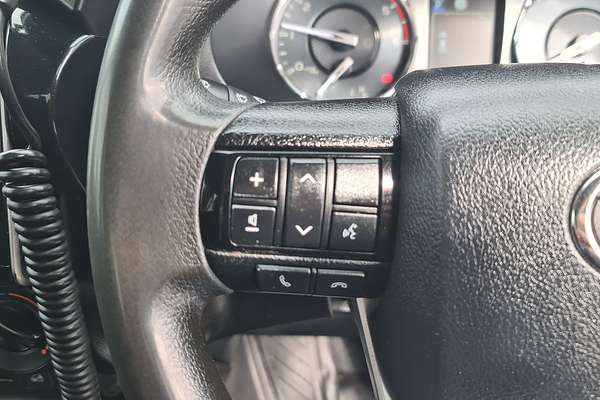 2021 Toyota Hilux SR GUN126R 4X4