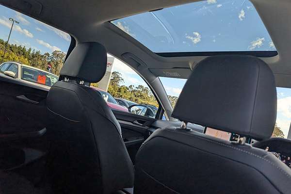 2025 Volkswagen Golf 110TSI Style 8.5