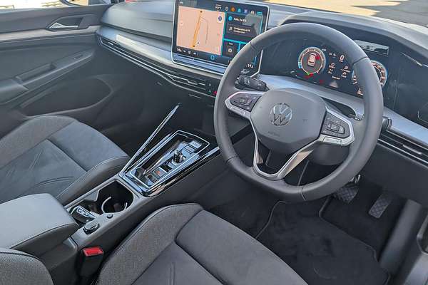 2025 Volkswagen Golf 110TSI Style 8.5
