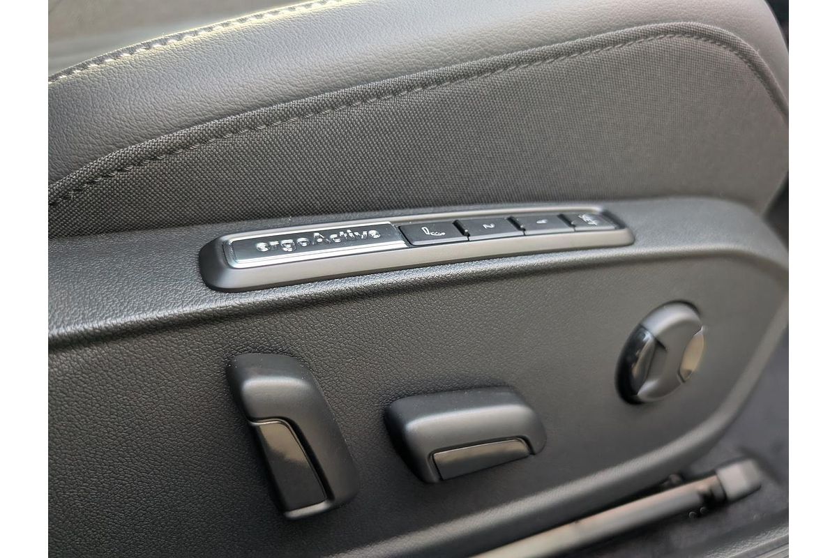 2025 Volkswagen Golf 110TSI Style 8.5