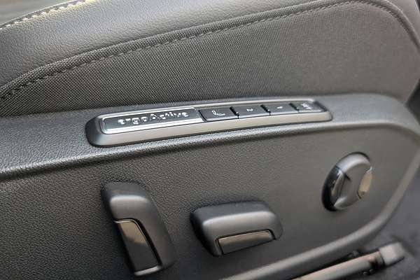 2025 Volkswagen Golf 110TSI Style 8.5