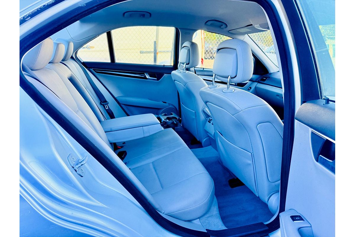 2007 Mercedes-Benz 200 KOMPRESSOR AVANTGARDE W204