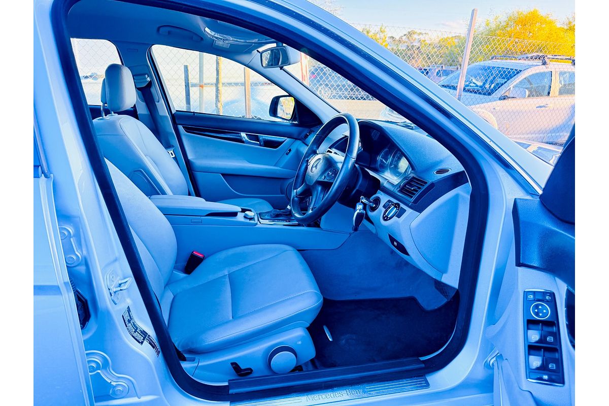 2007 Mercedes-Benz 200 KOMPRESSOR AVANTGARDE W204
