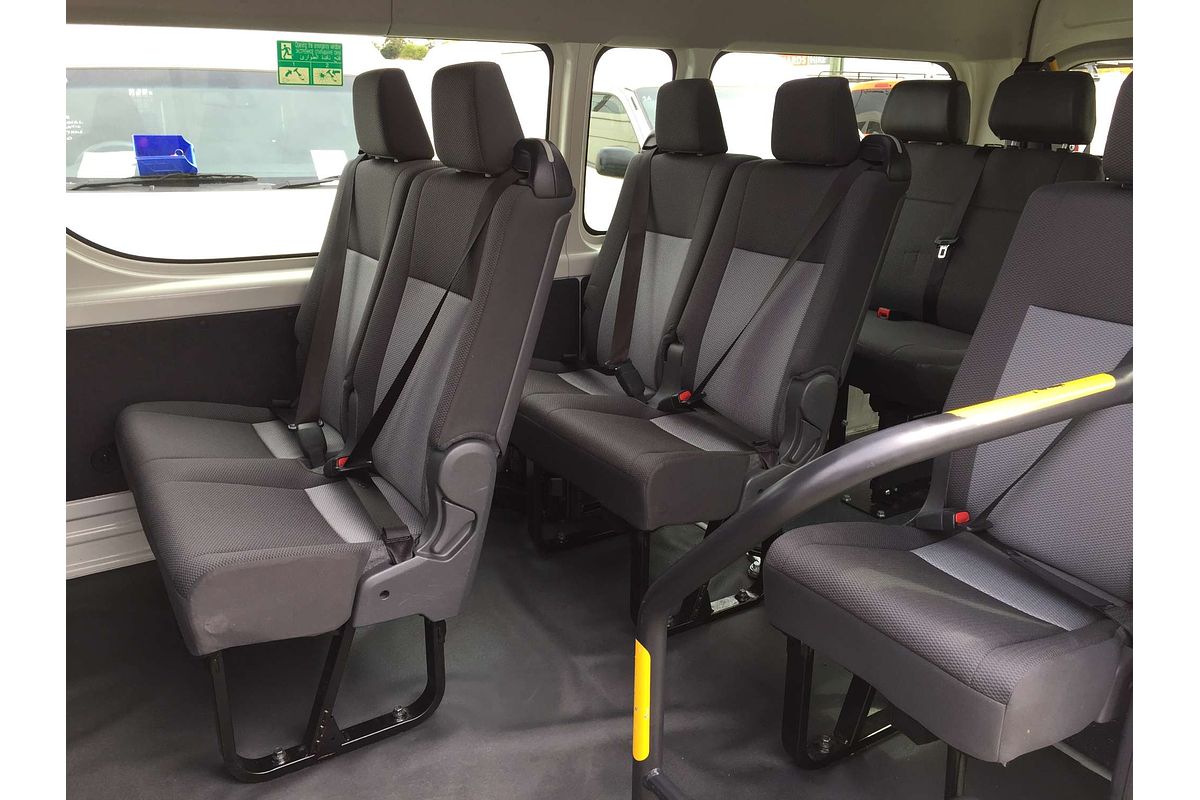 2021 Toyota Hiace SLWB COMMUTER (12 SEATS) GDH322R