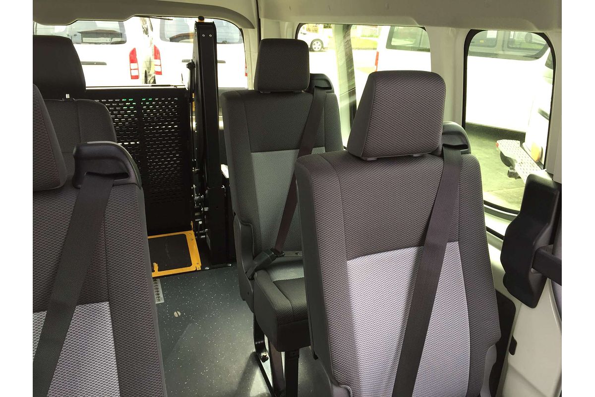 2021 Toyota Hiace SLWB COMMUTER (12 SEATS) GDH322R