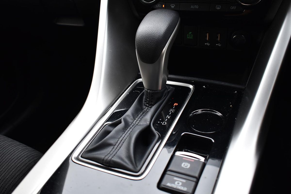 2020 Mitsubishi Eclipse Cross LS YB