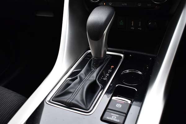 2020 Mitsubishi Eclipse Cross LS YB