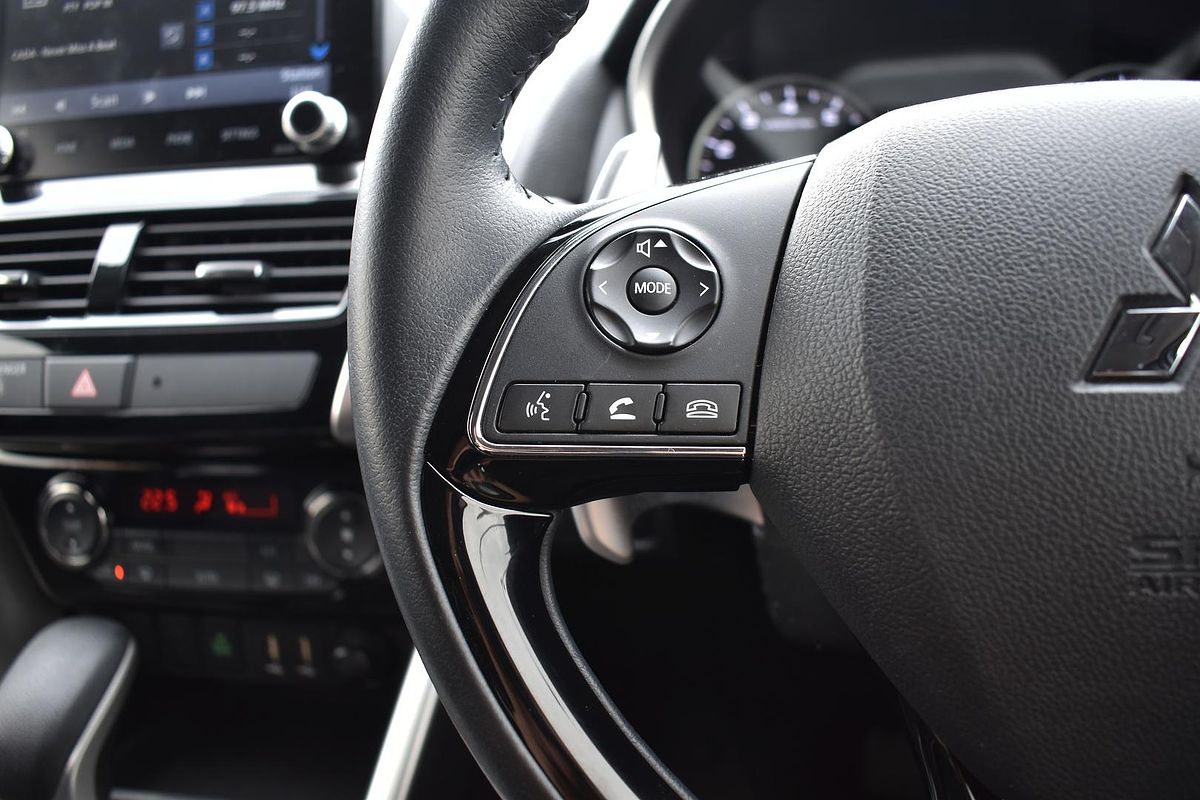 2020 Mitsubishi Eclipse Cross LS YB