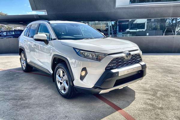 2020 Toyota RAV4 GXL MXAA52R