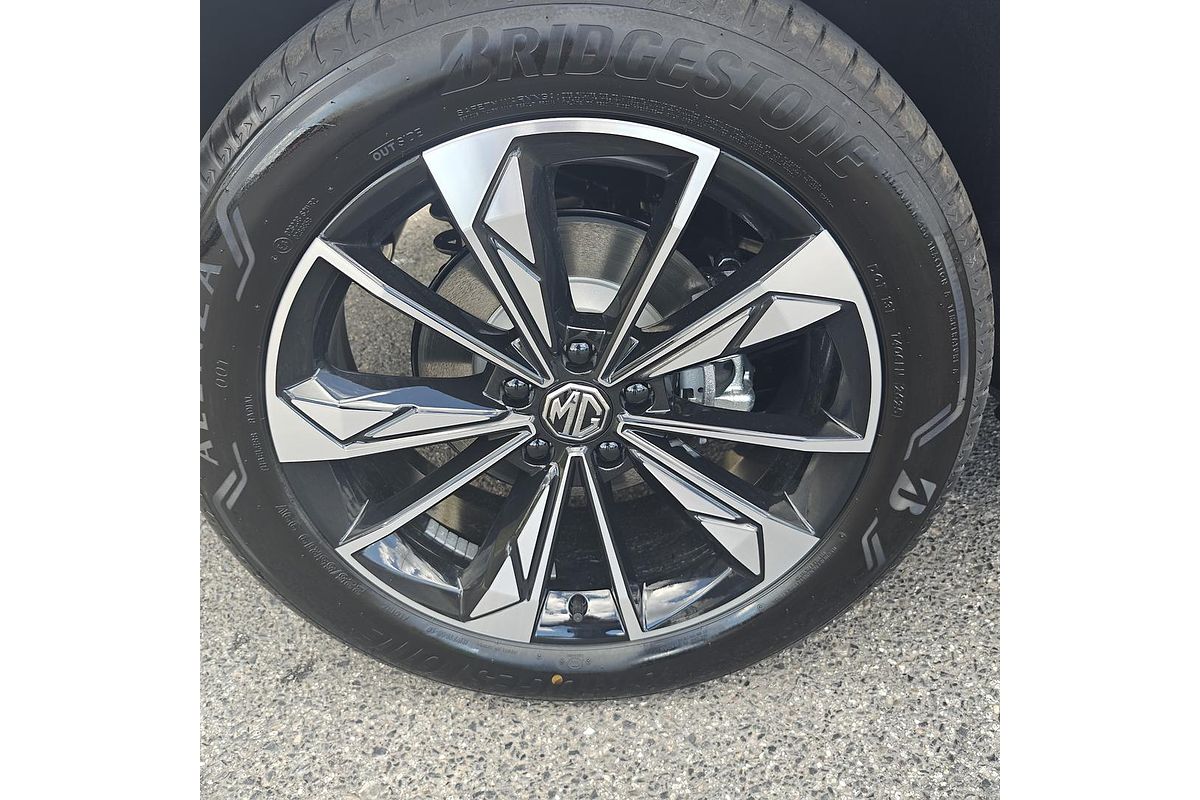 2025 MG HS Hybrid+ Essence AS33H