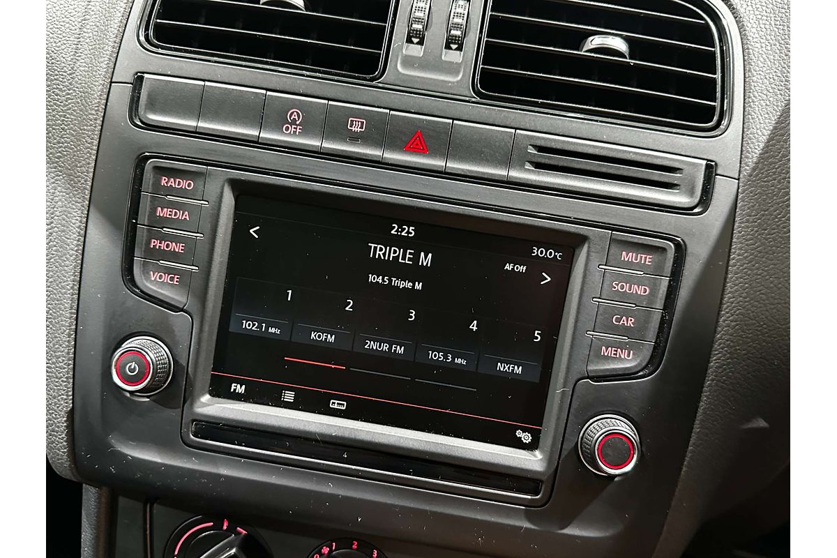 2016 Volkswagen Polo 66TSI Trendline 6R