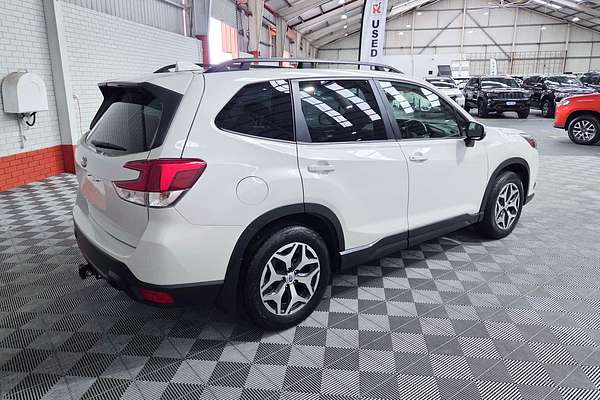 2022 Subaru Forester 2.5i-L S5