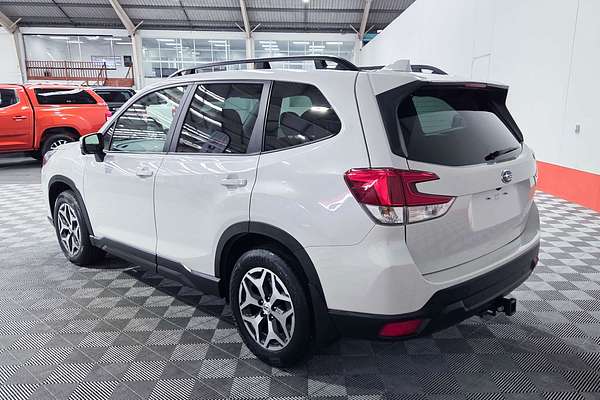 2022 Subaru Forester 2.5i-L S5