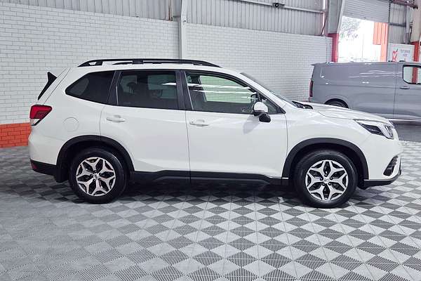 2022 Subaru Forester 2.5i-L S5