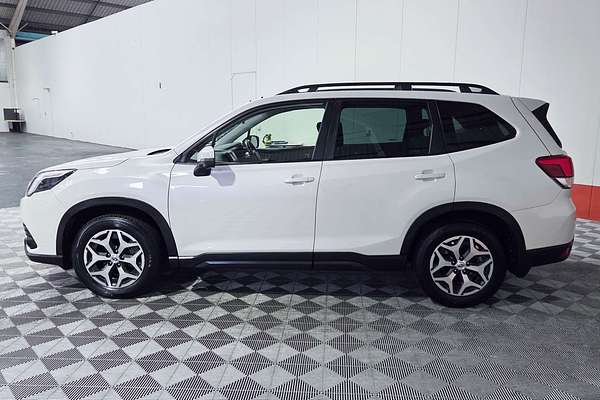 2022 Subaru Forester 2.5i-L S5
