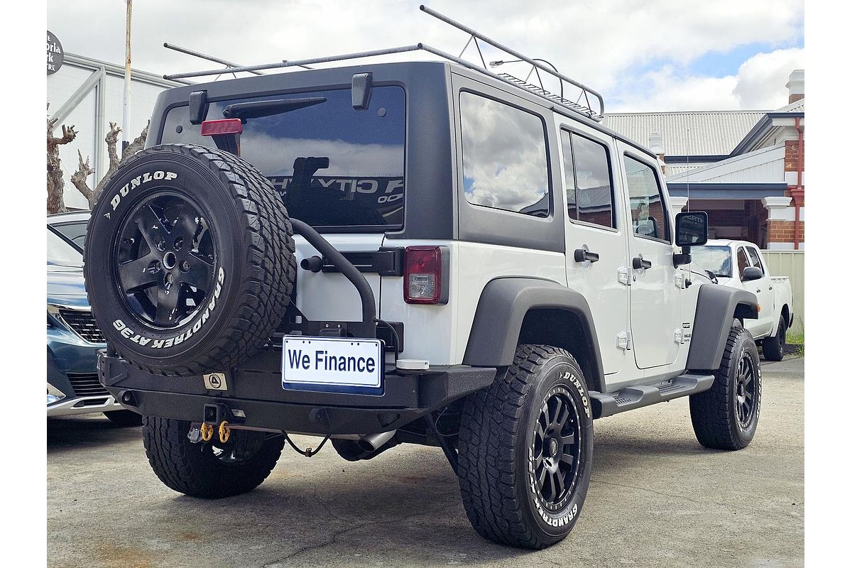 2013 Jeep Wrangler Unlimited Sport JK