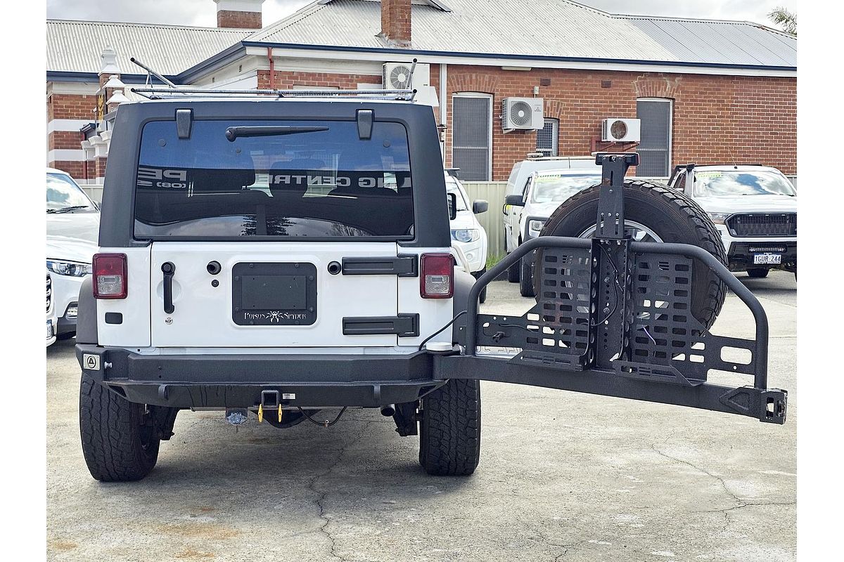 2013 Jeep Wrangler Unlimited Sport JK