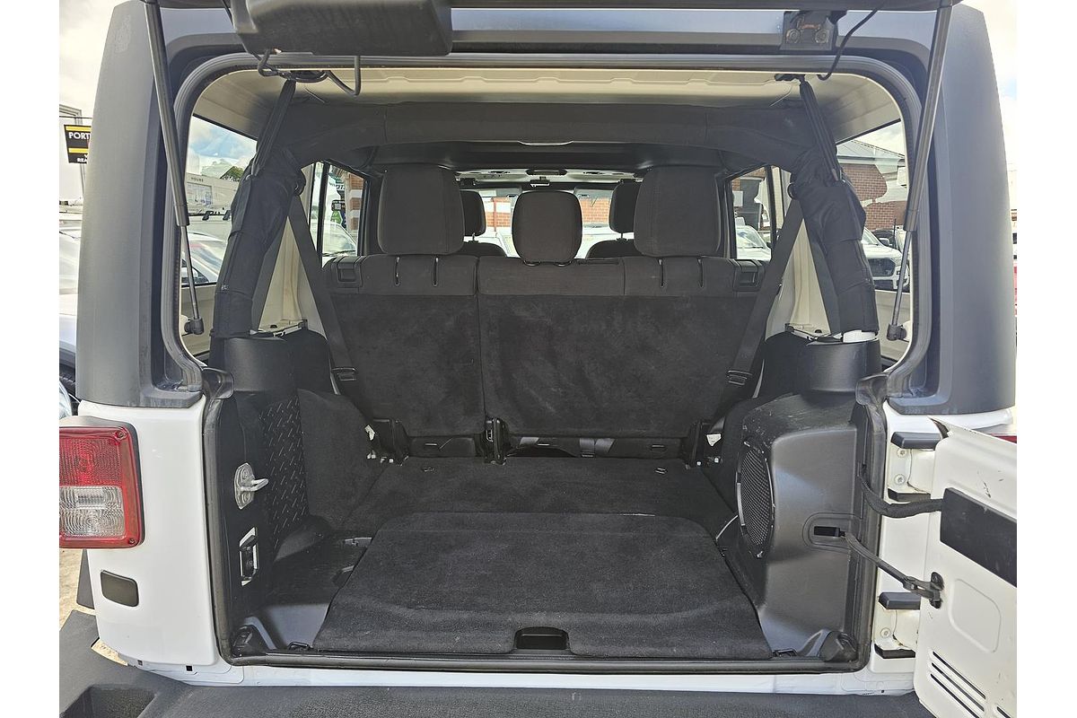 2013 Jeep Wrangler Unlimited Sport JK