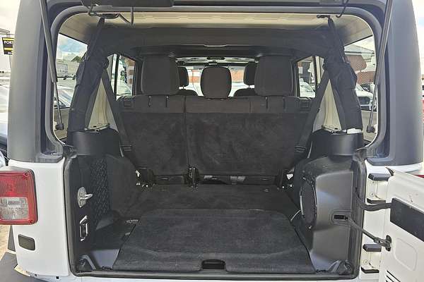 2013 Jeep Wrangler Unlimited Sport JK