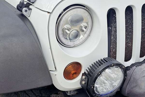 2013 Jeep Wrangler Unlimited Sport JK