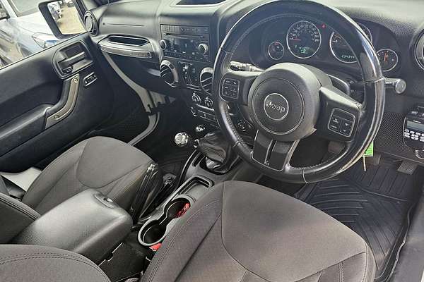 2013 Jeep Wrangler Unlimited Sport JK