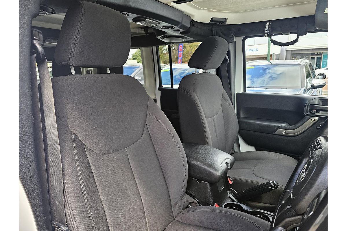 2013 Jeep Wrangler Unlimited Sport JK
