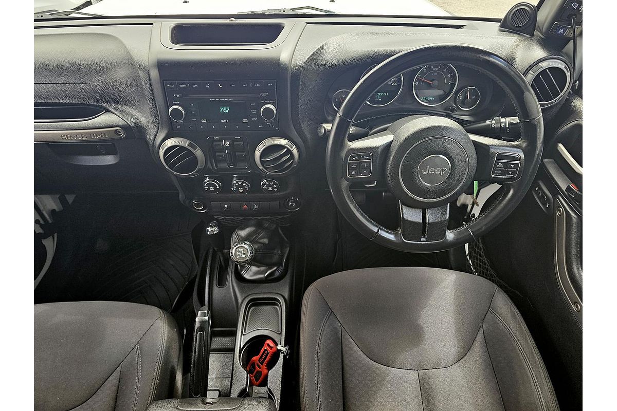 2013 Jeep Wrangler Unlimited Sport JK