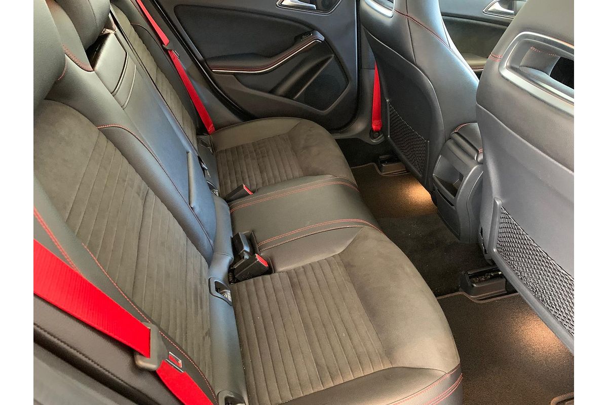 2016 Mercedes-Benz A-Class A250 Sport W176