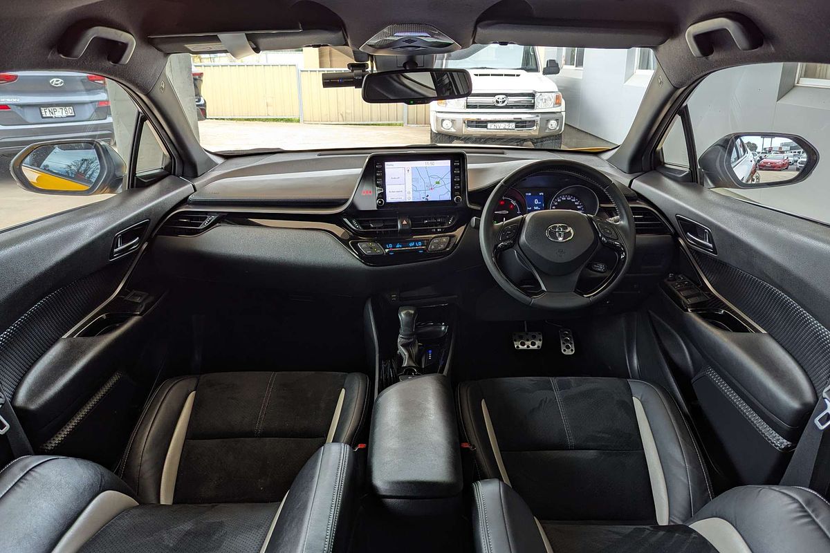 2020 Toyota C-HR GR Sport ZYX10R