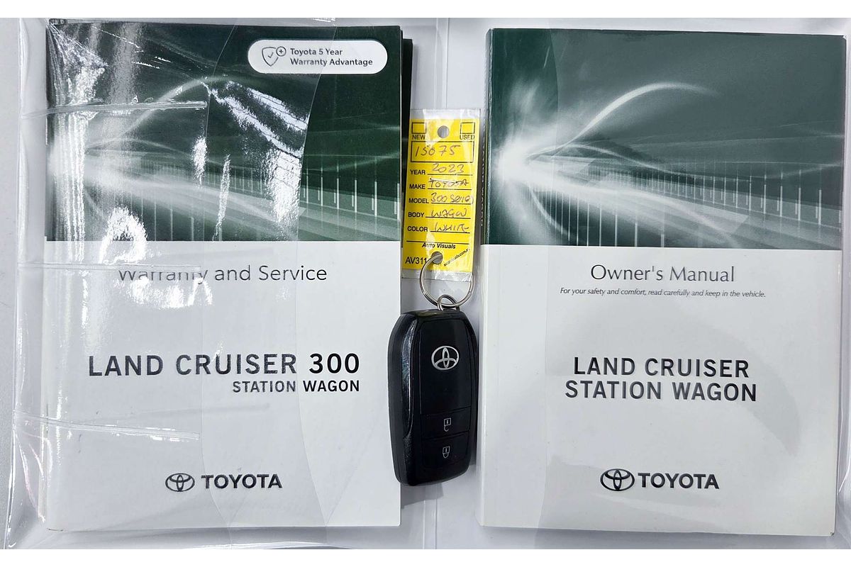 2023 Toyota Landcruiser GXL FJA300R