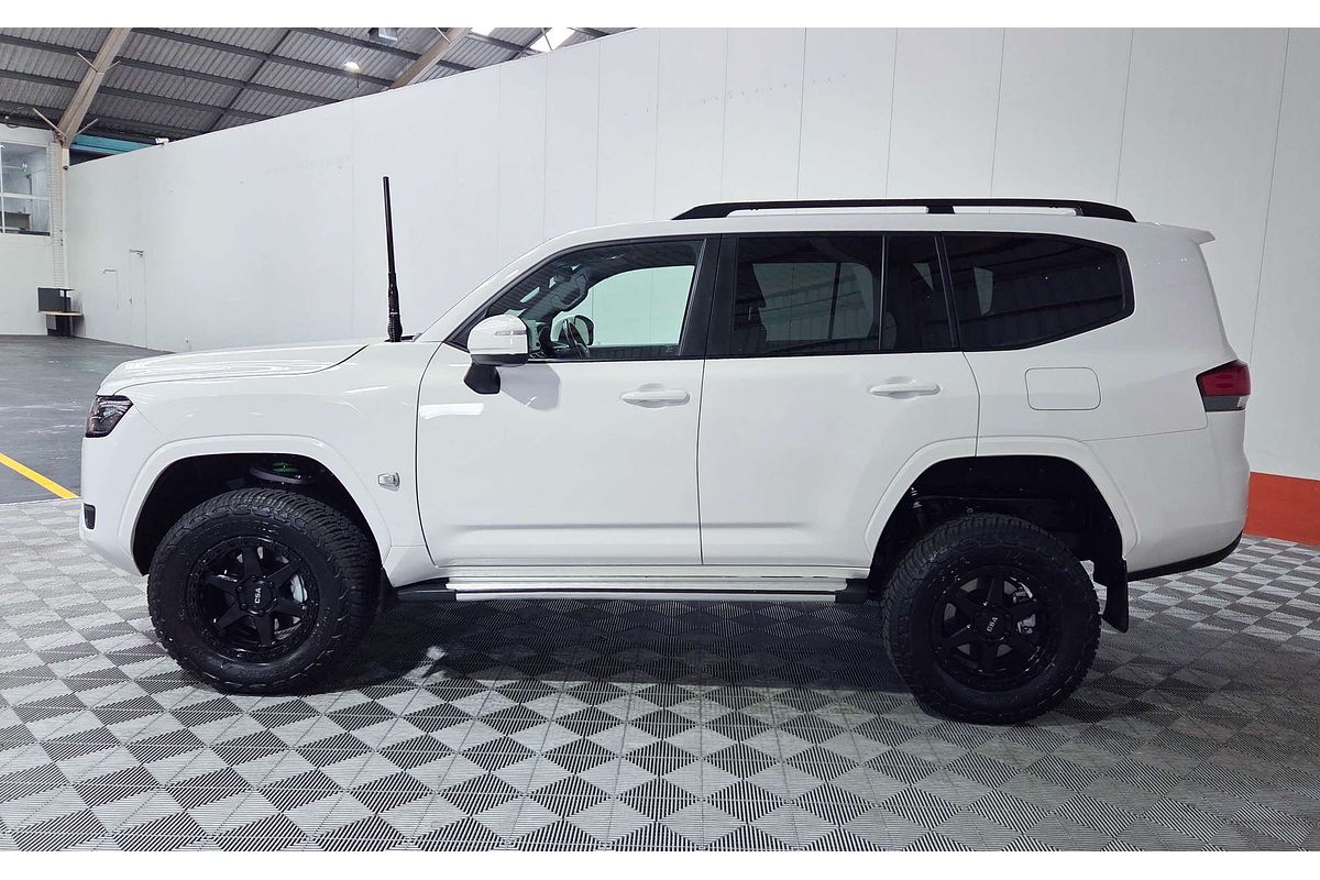 2023 Toyota Landcruiser GXL FJA300R