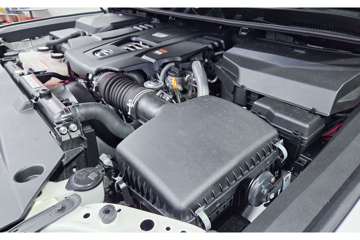 2023 Toyota Landcruiser GXL FJA300R